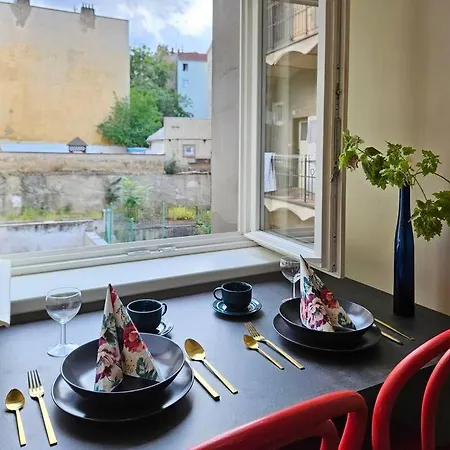Appartement Artistic Designer Zizkov Praag