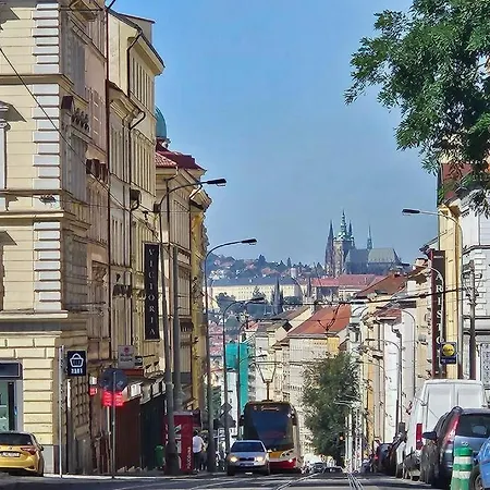Artistic Designer Zizkov Lägenhet *